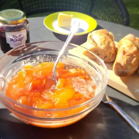 Marmouset Bed & Breakfast *